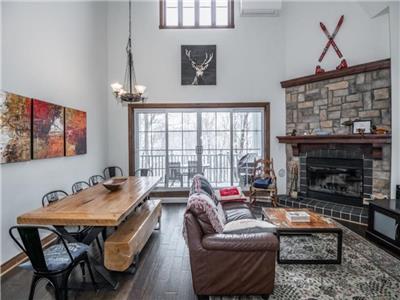 Cozy condo - Au pied du village/montagne avec AC