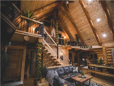 BIENVENUE DANS LA JUNGLE - CHALET EN BOIS ROND