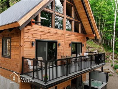 * PASSION CHALETS *| AUX PIEDS DU ROCHER | BILLARD - SPA - MODERNE & RUSTIQUE - MOTONEIGE