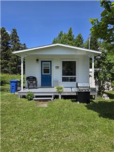 Chalet Grosses-Roches 481 rte 132 Est