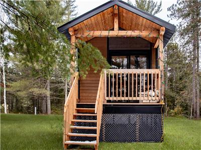 * PASSION CHALETS * | LE MONTANA | VUE SUR RIVIRE - PLAGE - EMBARCATIONS ($) - FOYERS - SENTIERS