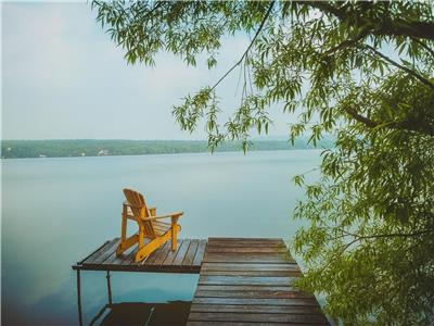 LAKEFRONT COTTAGE – LAKE MAGOG (15 min from Orford)