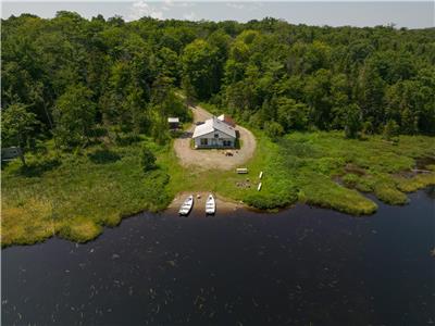 Chalet du lac  la Truite - Indisponible de novembre  mai