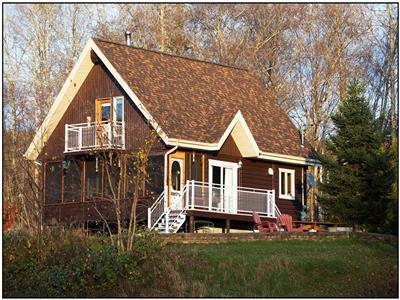 Chalet en bois des trois petits cochons