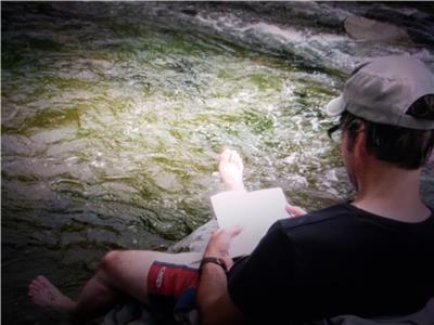 LA CHOUETTE BLEUE, EAU VIVE et MONTAGNES