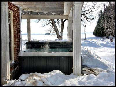 Chalet bord de l'eau