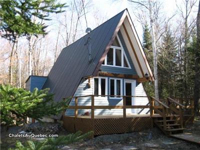 L'Alto chalet  louer avec accs  l'eau  Saint-Adolphe d'Howard dans les laurentides