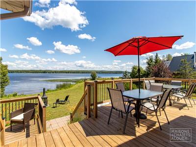 Au Soleil Levant du Lac Aylmer