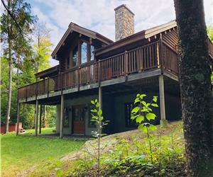 Chalet Chinook 2 Mont-Tremblant - Bord de lac en bois rond, 16 personnes, Spa priv(Lac aux bleuets)