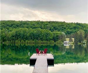 Spacieux et charmant chalet au bord du lac Viceroy dans la rgion de l'Outaouais