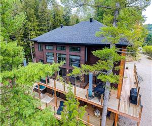 LE ZEN BORD DE L'EAU TRÈS LUXUEUX , 3 SUITES AVEC SALLE DE BAIN PRIVÉ+2CHAMBRES AVEC SALLE DE BAIN