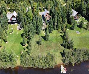 L'Agrable, Bord de l'eau, Spa, BBQ, Golf & Ski.