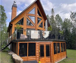 Luxueux Chalet le Boreal 131 - Spa / Billard / Foyers / Bord de l?eau priv