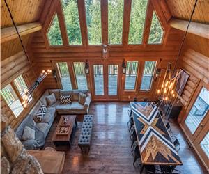 CHALETS MONT-TREMBLANT Bord de l'eau/ Golf/Ski/2 à 20 personnes