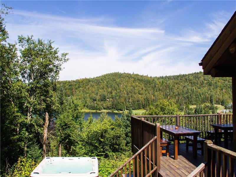 Grand Manitou Bord de Lac quai Chalet à louer MontTremblant OR