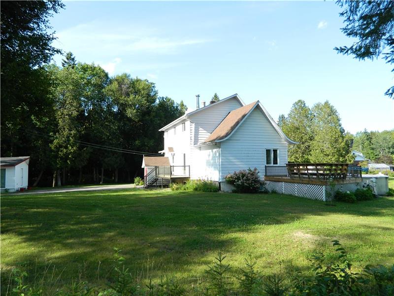 La Tourterelle Chalet à louer ChuteSaintPhilippe PL14869 ChaletsAuQuebec