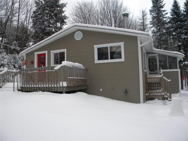 Chalet du Bouleau Accès au Lac Chalet à louer StSauveur PL15909 ChaletsAuQuebec