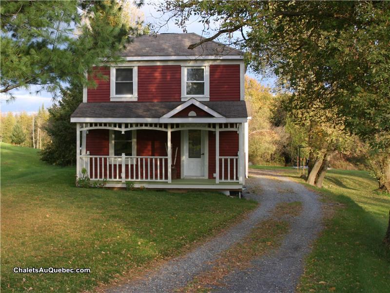 L'Épicurien Chalet à louer Cowansville OR16865 ChaletsAuQuebec