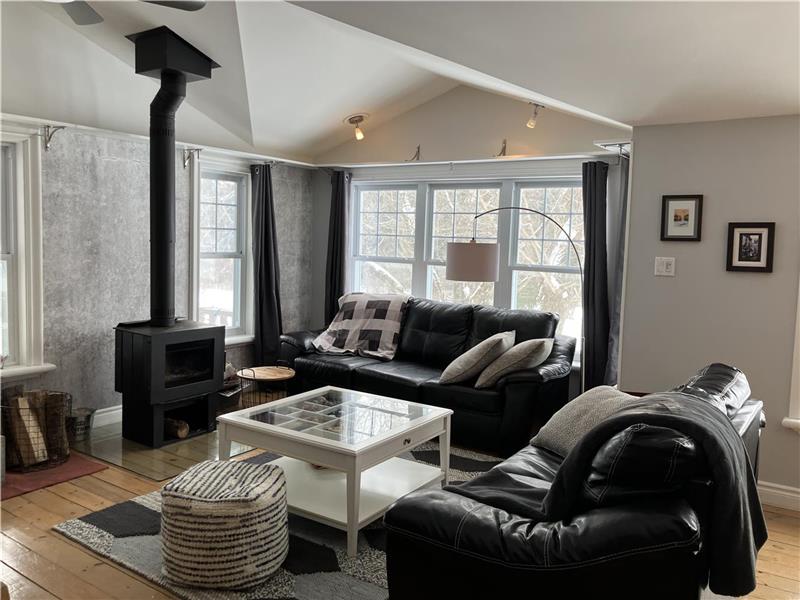 L'Épicurien Chalet à louer Cowansville OR16865 ChaletsAuQuebec