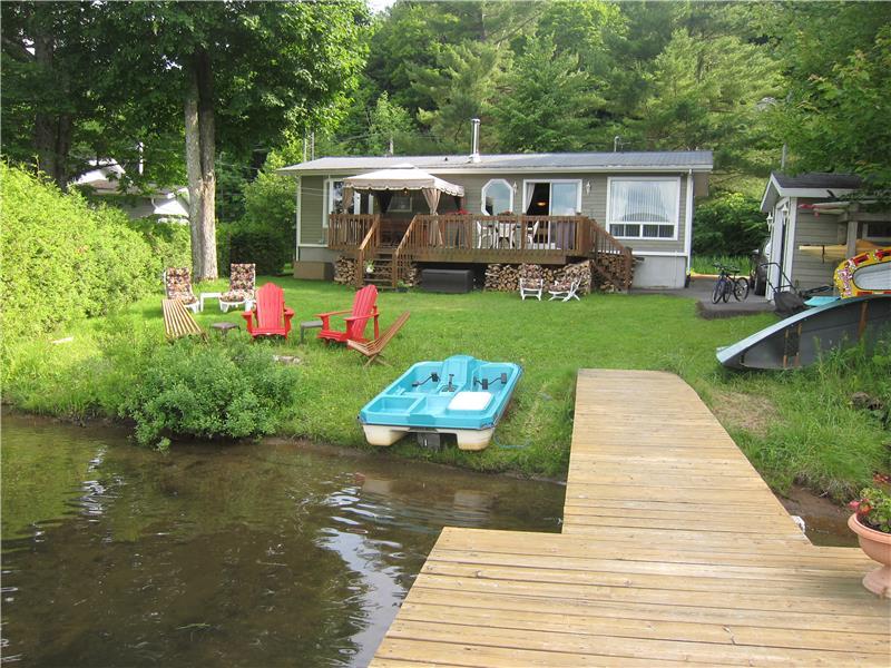chalet a vendre bord d'un lac estrie