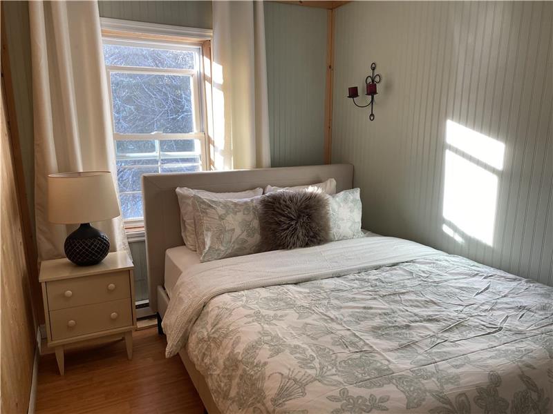 Waterfront Lac l'Orignal Cottage ValdesLacs Cottage Rental DI