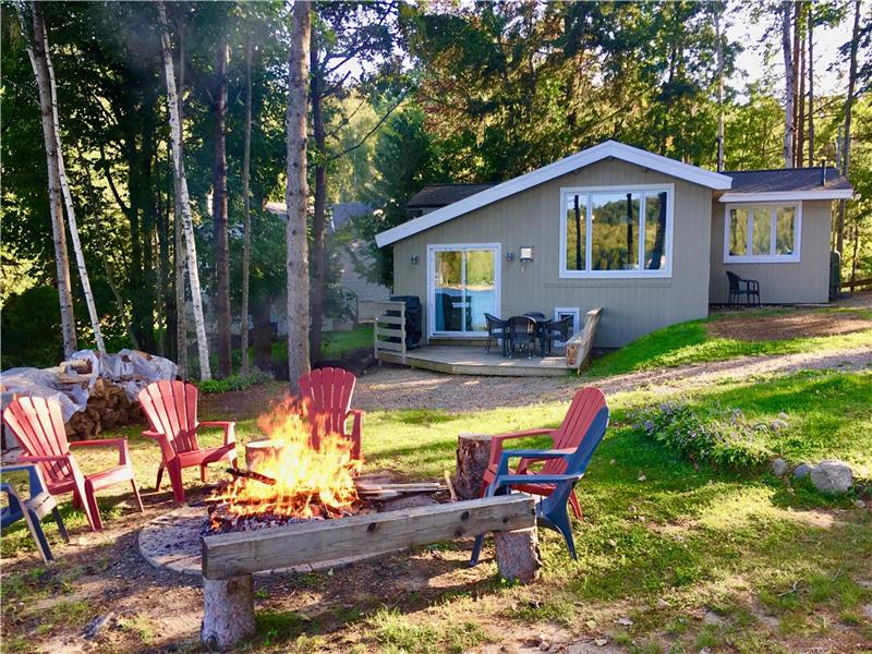 Chalet à louer bord de l'eau Chalet à louer LacSimon OR21620
