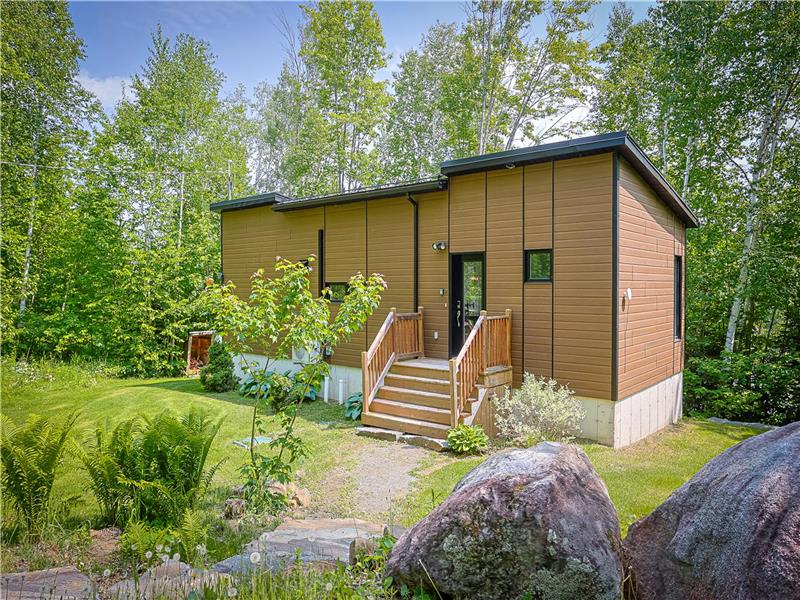 L'Urbain SPA sur le lac Chalet à louer SteÉméliedel'Énergie PL