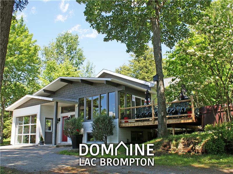 Le Robert Desmarais Chalet à louer StDenisdeBrompton DI21994