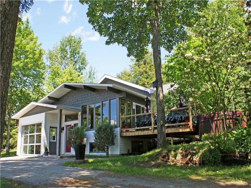 Robert Desmarais Chalet à louer StDenisdeBrompton DI21994