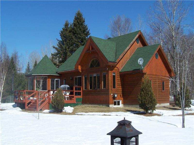 Le ChicShack sur le bord de la Chalet à louer StRochdeMékinac