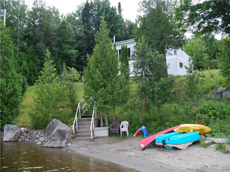 Chalet sur la baie Chalet à louer LacMégantic PL22153
