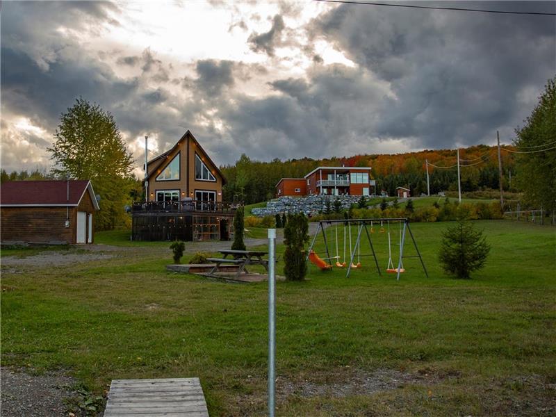 Villa Le grand Brochet Chalet à louer StHubertdeRivièreduLoup