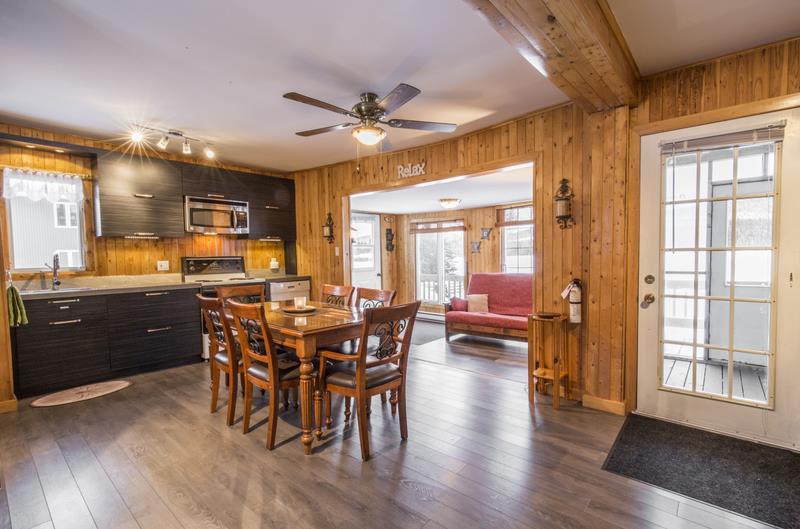 Le chalet relax du Lac StTite Chalet à louer StTitedesCaps DI