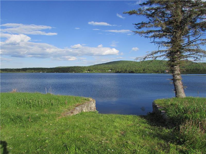 Lac L'Orignal, Spacieux Chalet Chalet à louer ValdesLacs PL23049 ChaletsAuQuebec