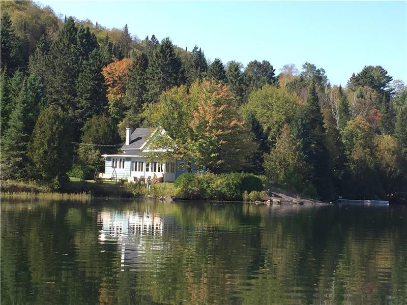 Chalet a louer bord du lac Sarrazin Chalet à louer SteLuciedes
