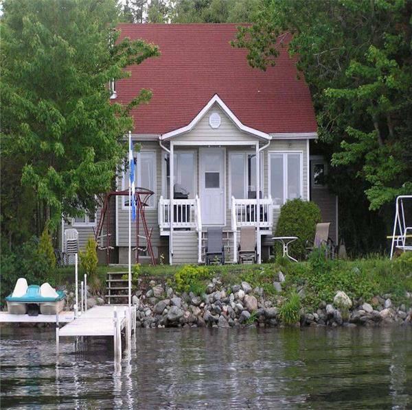 Comfort du Lac Chalet à louer BeaulacGarthby OR25467