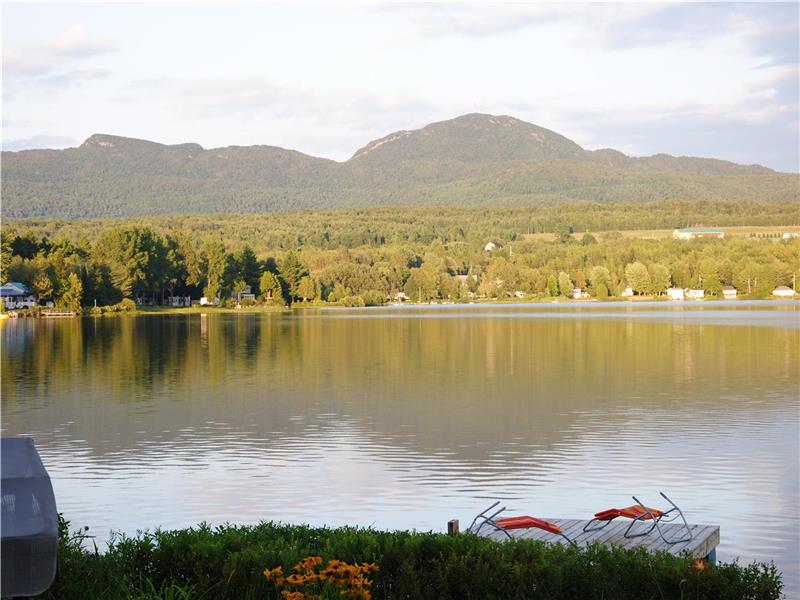 Chalet bord de l'eau en estrie Chalet à louer Eastman OR25978 ChaletsAuQuebec Chalet bord de l'eau en estrie Chalet à louer Eastman OR25978 ChaletsAuQuebec