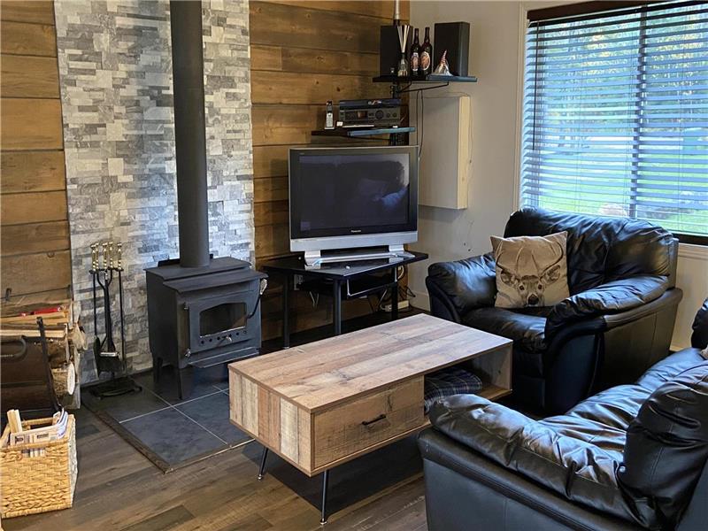 Les 4 chalets Le 609 Chalet à louer ChuteSaintPhilippe OR26438 ChaletsAuQuebec