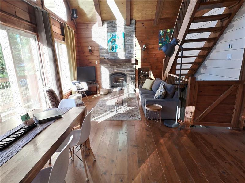 Charmant Chalet au bord du lac avec Chalet à louer SteMarcellinedeKildare PL26832