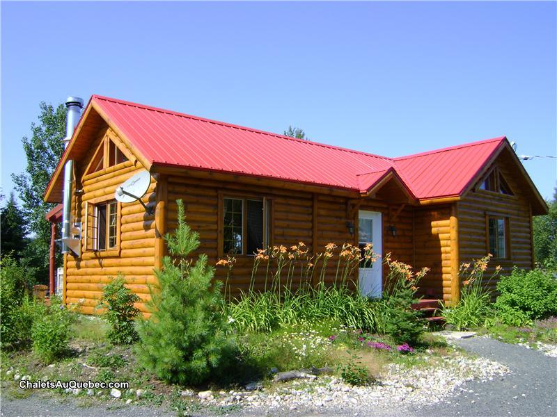 L' Emerillon Chalet à louer SteMonique OR2695 ChaletsAuQuebec