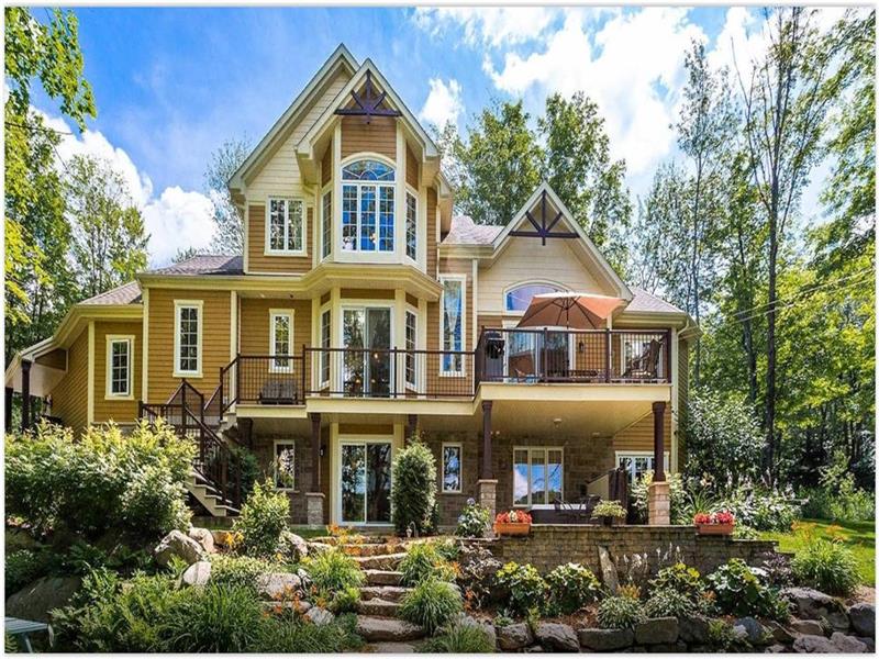 Chalet du lac Chalet à louer Bromont OR27213 ChaletsAuQuebec