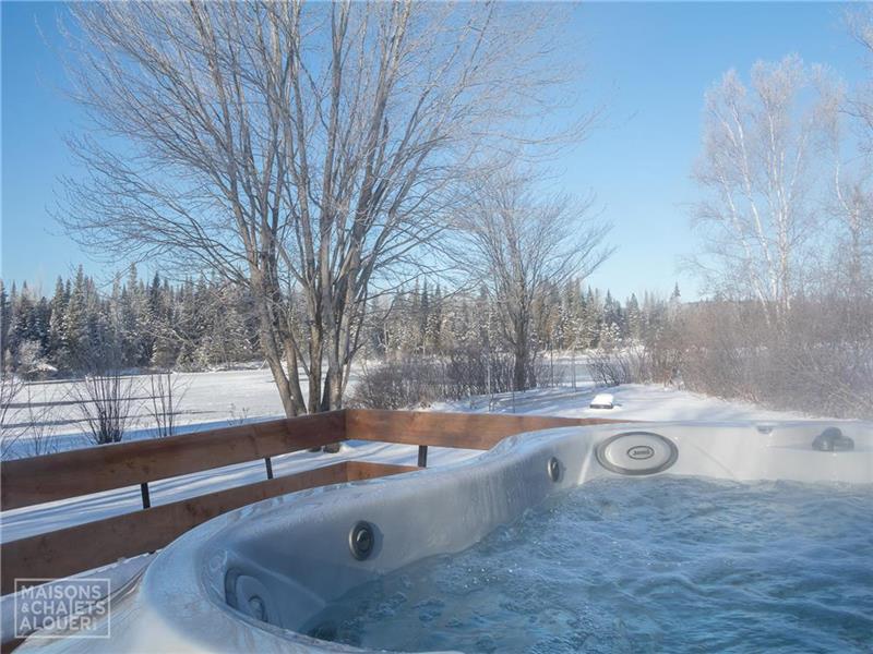 Le Monarque Weedon Cottage Rental DI27293 ChaletsAuQuebec