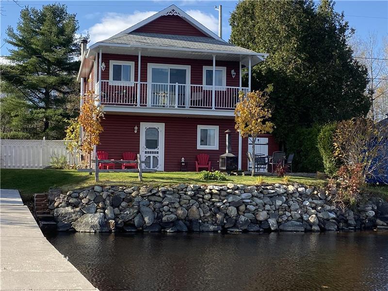 Chalet La Vista du Lac Aylmer Chalet à louer BeaulacGarthby OR