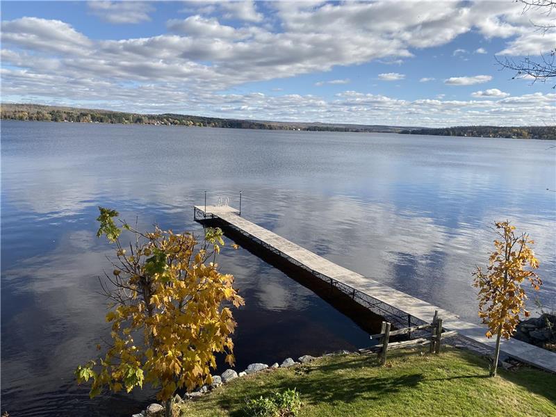 Chalet La Vista du Lac Aylmer Chalet à louer BeaulacGarthby OR29066 ChaletsAuQuebec Chalet La Vista du Lac Aylmer Chalet à louer BeaulacGarthby OR29066 ChaletsAuQuebec