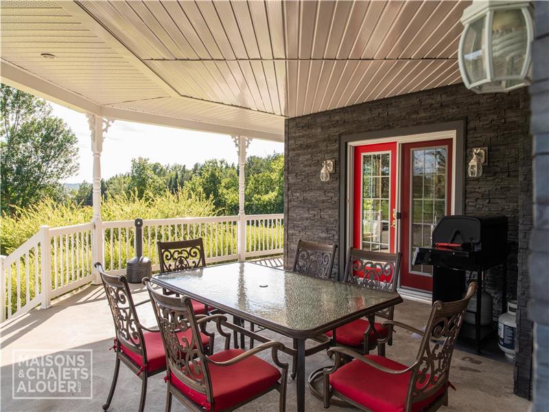 La Maison du Ranch Chalet à louer ValJoli DI29072 ChaletsAuQuebec