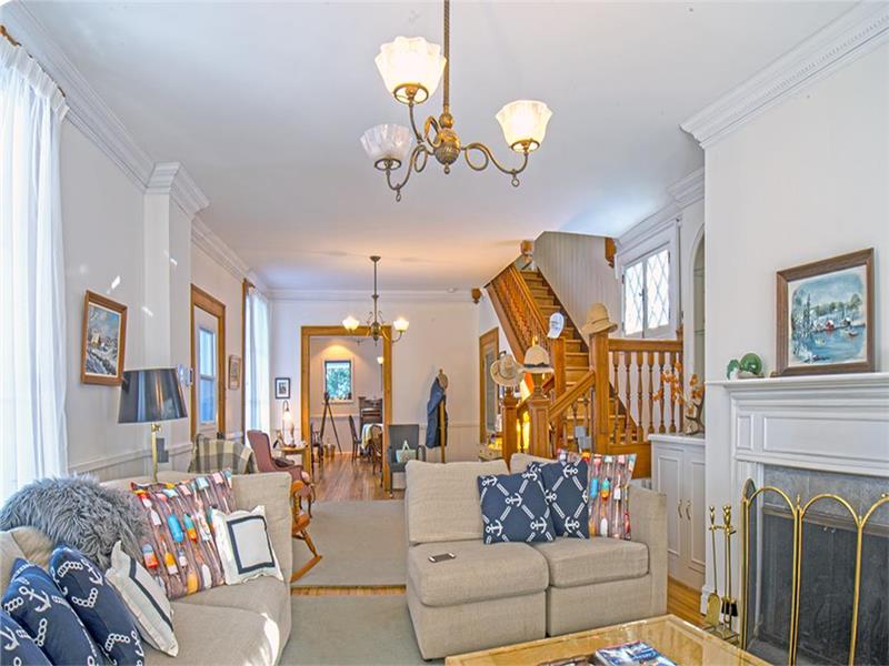 Newly available! Idyllic waterfront Magog Cottage Rental DI29358