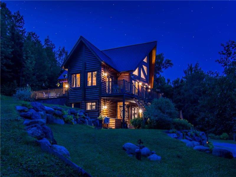 Le Chalet Scandinave Chalet à louer Dudswell DI29403 ChaletsAuQuebec