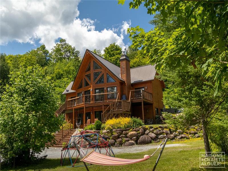 Le Chalet Scandinave Chalet à louer Dudswell DI29403 ChaletsAuQuebec