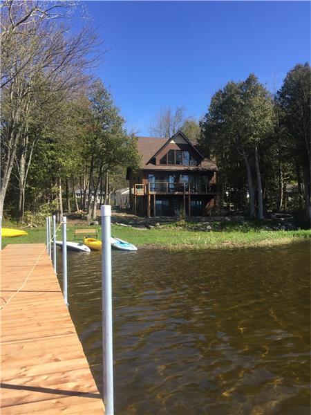 Chalet confort sur le lac Selby - Chalet à louer Dunham | OR-30212 ...