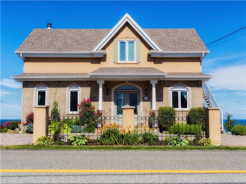 Appartement sur le fleuve Chalet à